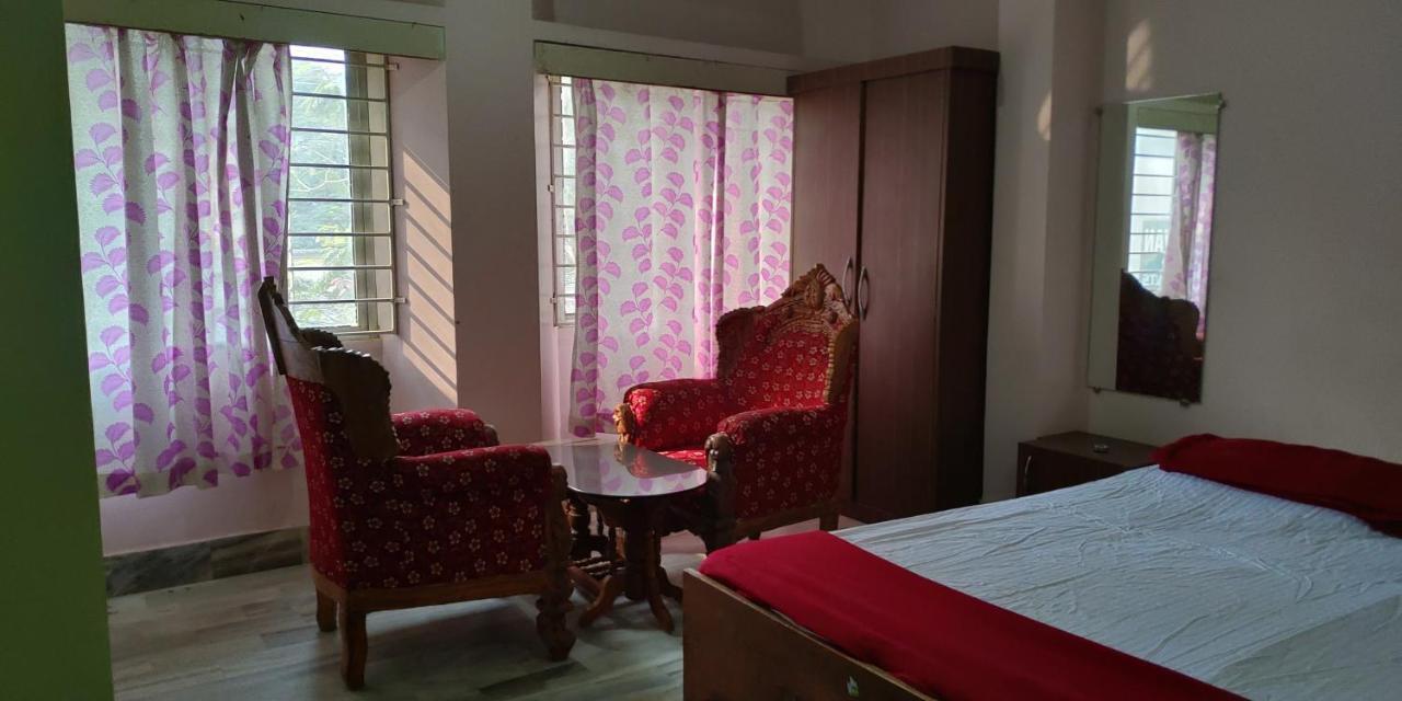 Hotel HCB  Brahmapur Buitenkant foto