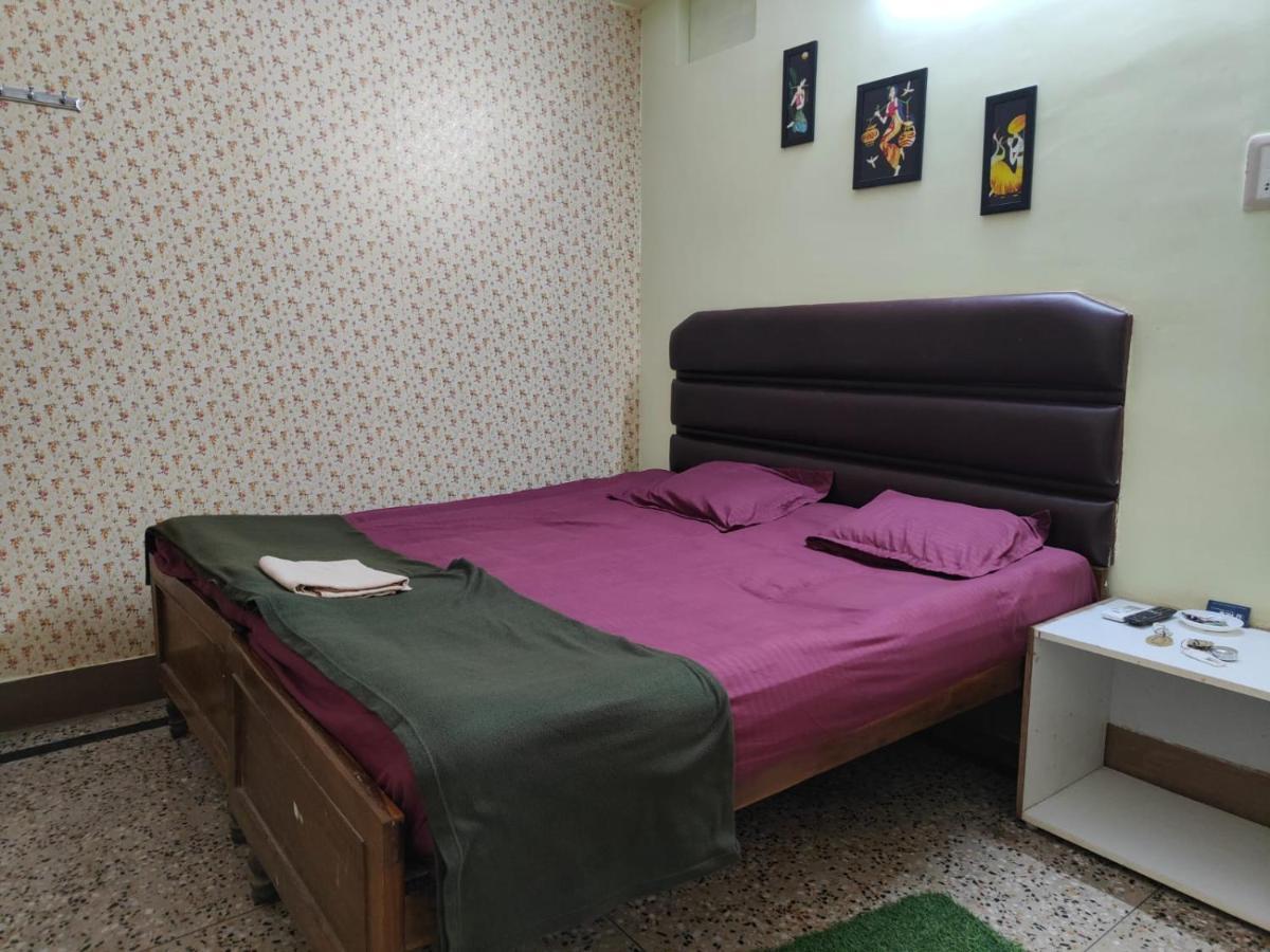 Hotel HCB  Brahmapur Buitenkant foto