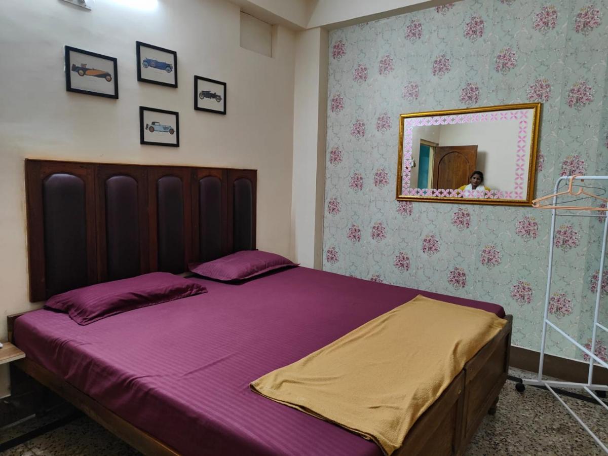 Hotel HCB  Brahmapur Buitenkant foto